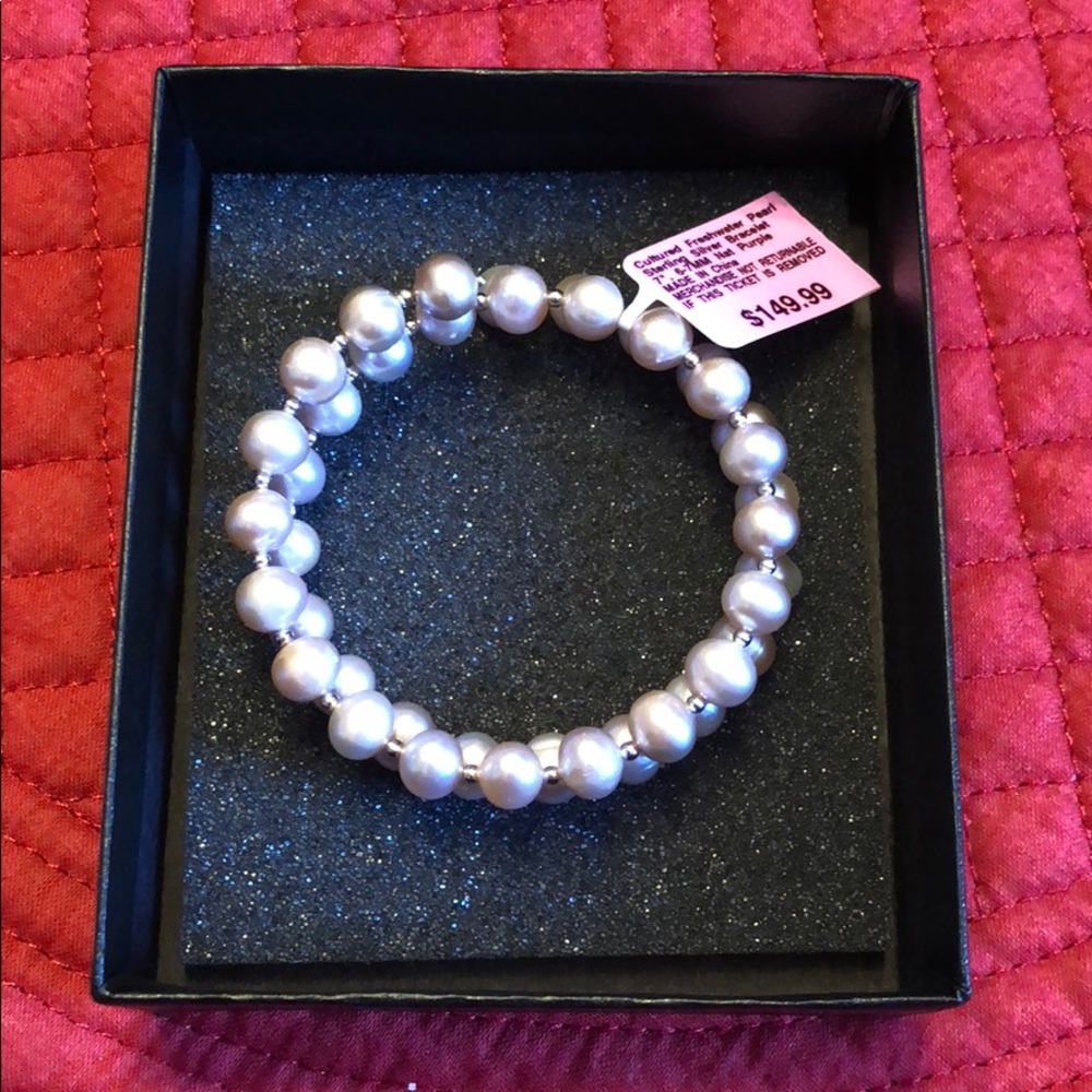 Brand new REAL pearl bracelet